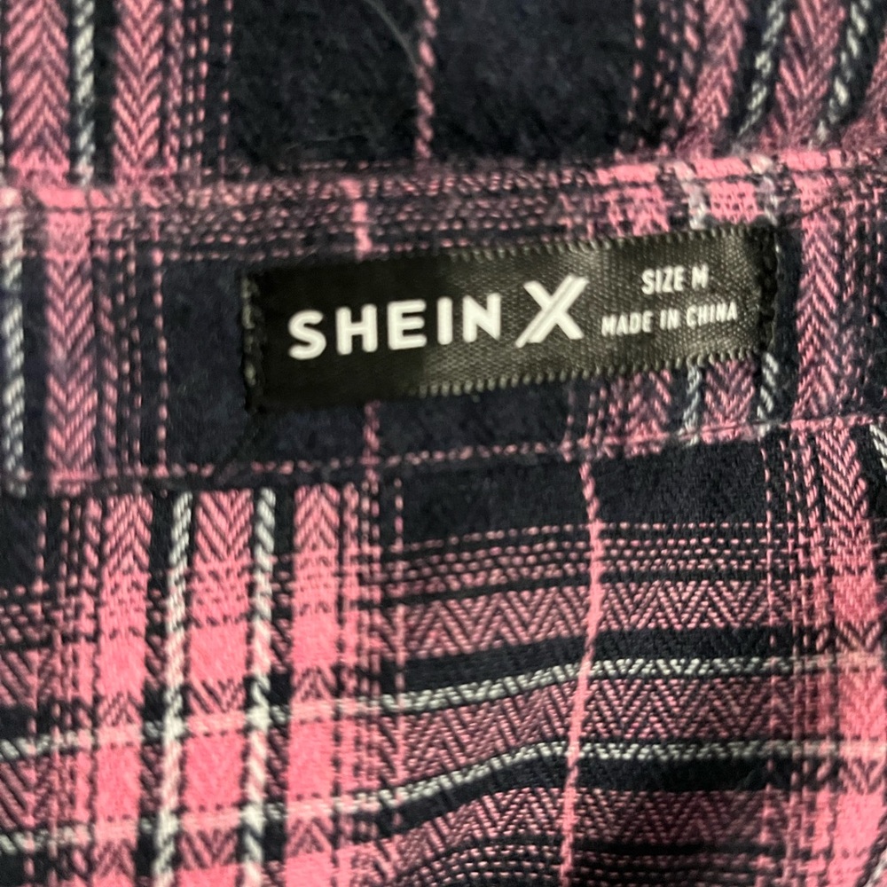 Plaid Flannel Shirt with Skeleton Graphic NEW - Picture 6 of 7
